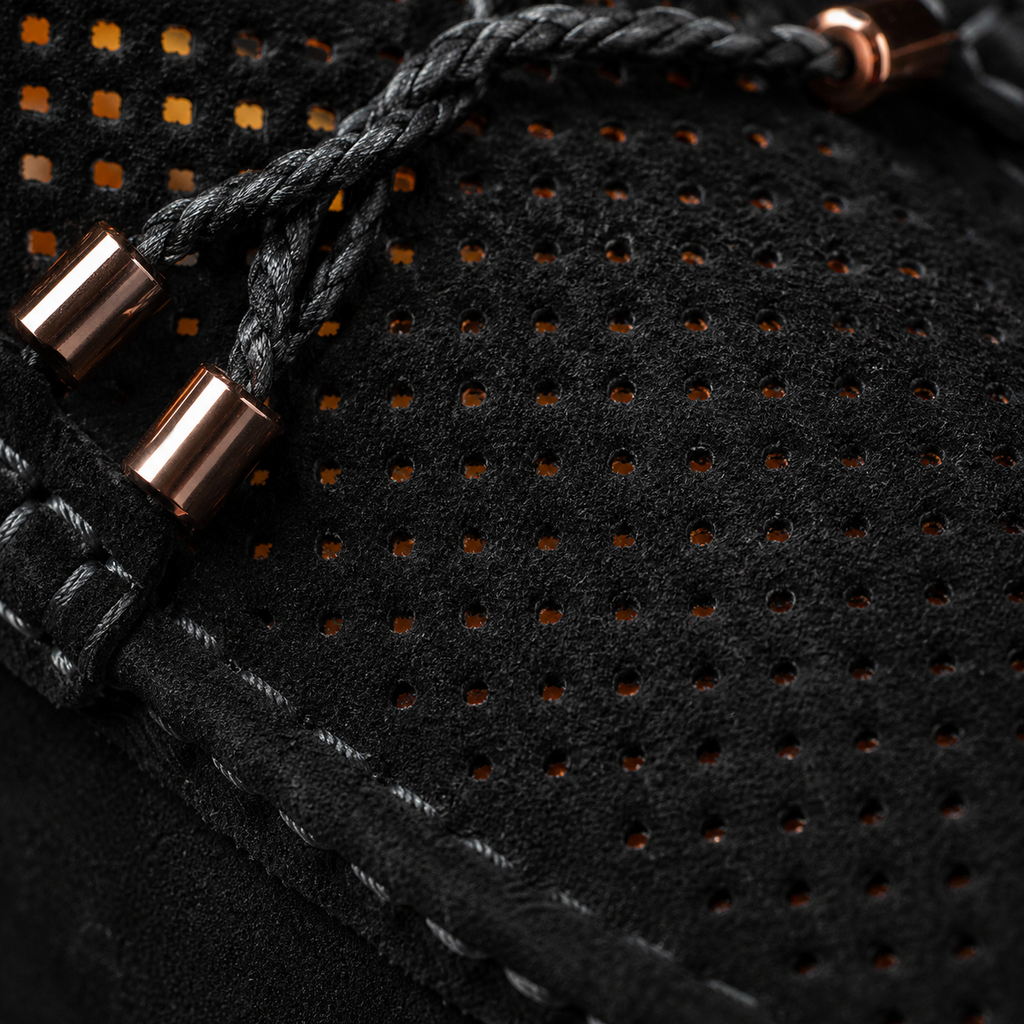 VALE — Lazy Moccasins