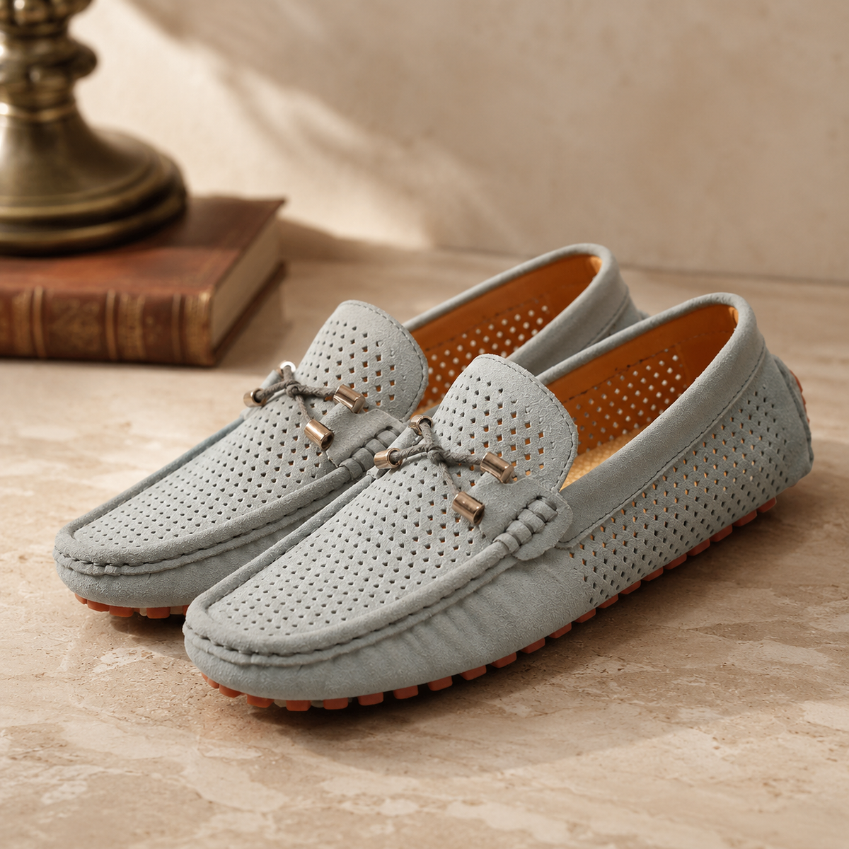 VALE — Lazy Moccasins