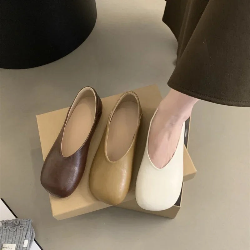 IVY — Flat Loafer Shoes